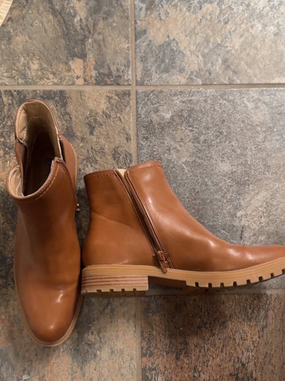 Wonderly Cognac Leather Ankle Booties with Side Zip